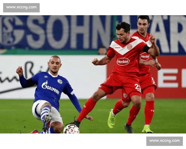 拉齐奥对阵泽尼特焦点之战点燃欧联热潮与战术博弈与关键瞬间的变化